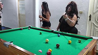 Caramonaoficial Bad Melli Lesbian Pool Play