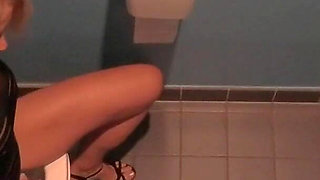 Kinky Slut Finds Dildo on Disco Toilet and Fucks Him