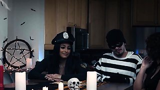 SisSwap - Costume Party With StepSisters Serena Santos &