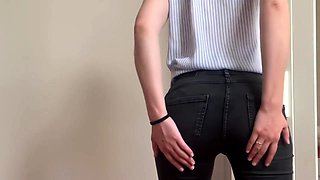 French Amateur Fingers Herself After Work