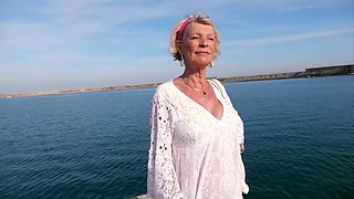 The naughty encounter of Venus, 27, with the seductive Grey… - Jacquie et Michel TV