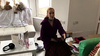 StripCamFun Blonde Amateur MILF Webcam for You