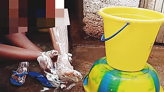 Bathing My Pregnant GF Outdoor, Dirty Environment Vibes