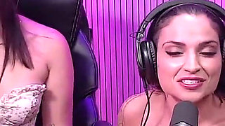 Cute BBW and Her Girlfriends in a Whoredom Dirty Talk