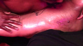 Big Clit BBW Receives Sensual Massage