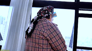 Extreme Fat Granny Squirts During Anal Sex