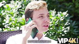 Eva May and Benjamin Zee's british scene by VIP 4K