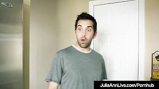 Julia Ann's doggystyle porn by Julia Ann Live