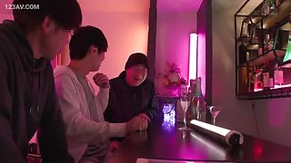 Time-Stopping Man Returns: Asian Women's Frozen Creampies x1x93331DA7FE543DD417