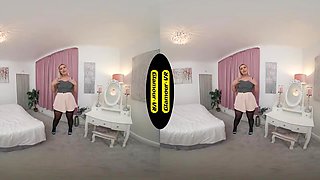 Jenny James - Glamour-VR