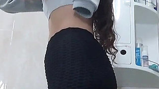 Giant Fetish Small Stepdaddy Pee in Shower