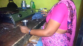 Indian Hot Housewife Romance Hasband in Kitchen