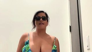 Being super horny at the party