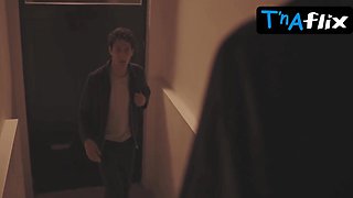 Svenja Jung Baps, Undergarments Episode in Bare