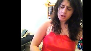 Quiet Sexy Amateur Fingers Herself to Orgasm on Webcam