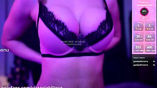 Big boobed Memphis Monroe masturbates in stocking