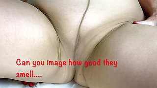 Mrs Mature Feet wearing her old Tan Pantyhose