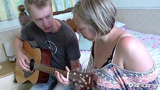 Brit Mature Shooting Star Gets Torn up By Chris Cobalt