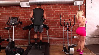 Horny MILF enjoys Isiah Maxwell's BBC