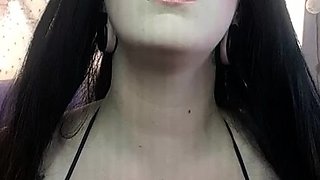 Love Chat Big Boobs Brunette Masturbating For Cam