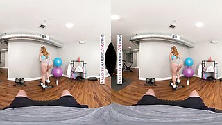 Ass jiggle smut with playful Skylar Snow and Kyle Mason from Naughty America