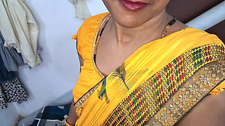 Hot Desi Bhabhi Sucking Till Throabbing Cum in Mouth