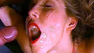 Close up fuck and cumshot