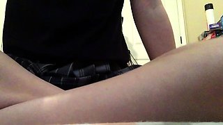 Cute blonde amateur webcam teen masturbating