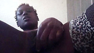 Cuming with small dildo in my pussy while laying on bed