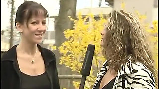 I like to seduce other girls for pussy licking