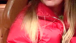 The Stepson Who Ran Away From Home Actively Fucks His Stepmother's Pussy in His Stepfather's Car