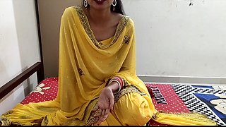 Cheating Indian Bhabhi Gets her Big Ass Fucked By Devar Indian Village Desi Bhabhi Ki Devar ke Sath Mast Desi Chudai xxx