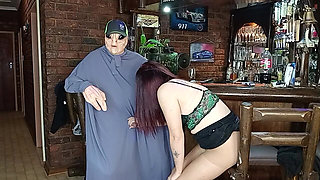 Dish Horny Alien Just Came Out of Space