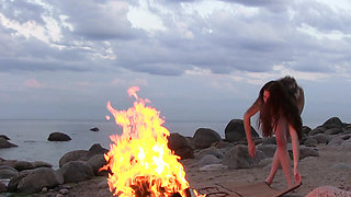 Masturbation on the beach with the beauty Nicole
