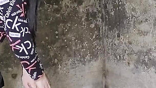 The Boss’s Dirty Order: Cleaning the Cistern Turned Into a Hardcore Session