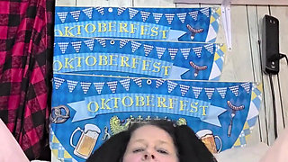 Yes Grannys Watching Porn Fucking Her Old Pussy Till Its Torn