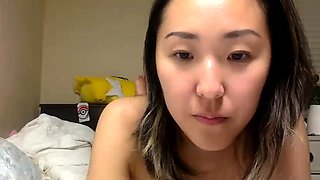Sexy teen doggystyle fuck on webcam close up
