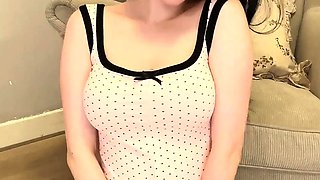 Brunette Solo Webcam Masturbation