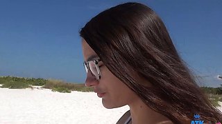 Summer Renee's Sarasota Blowjob Adventure - POV Hardcore