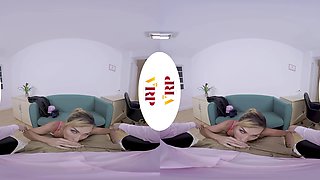 Casting Couch Vr - Blonde Milf Pov - Vrpfilms - Sexlikereal