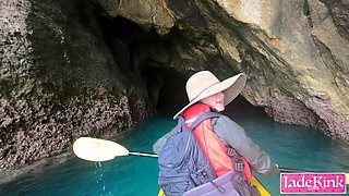 Amateur kinky couple fucking in a empty beach - Night sex