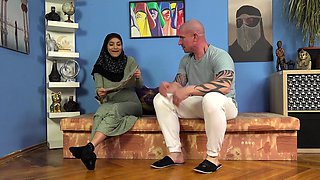 Sexy babe in hijab sucked hard cock instead of her duties