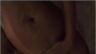 Je Me Caresse Sous La Douche Avant De Baiser Mon Beau Pere