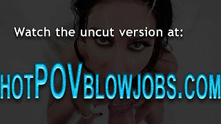 Kinky hottie blowbanging dicks
