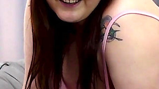 The MILF Will Explain to You How to Suck a Dick Properly, so Even You Will Understand