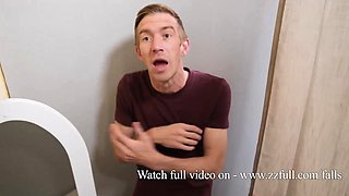 Sneaky Shoe Seduction - Yiming Curiosity / Brazzers