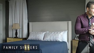 FAMILY SINNERS - Big-titted Kenzie Taylor Is Longing For A Firm Trouser snake See Her Raw Cooter Getting Plowed