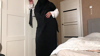 Stepmom Shows Pantyhose to Stepson