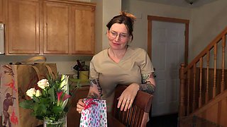 Birthday massage for step MILF in sensual bondage heat