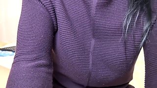 Rhythmic Masturbation: Spanking Her Big Clit